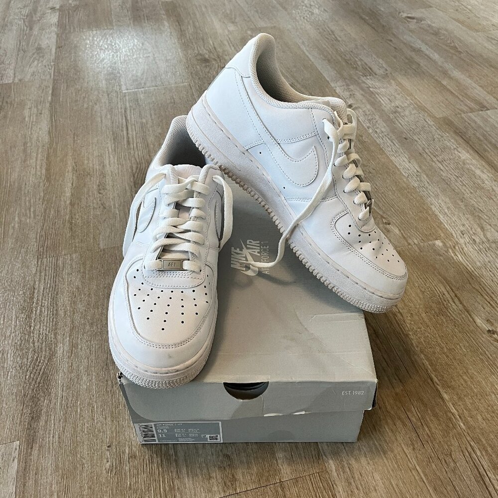 Unisex Nike Air Force 1 Triple White - CW2288-111 - M 9.5 / W 11